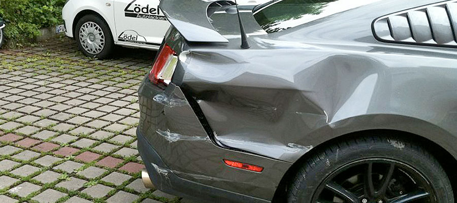 loedel-unfallinstandsetzung-unfall01 loedel-unfallinstandsetzung-unfall01